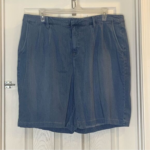 Lane Bryant Blue Relaxed Bermuda High Rise Shorts Plus Size 20 - Picture 1 of 11